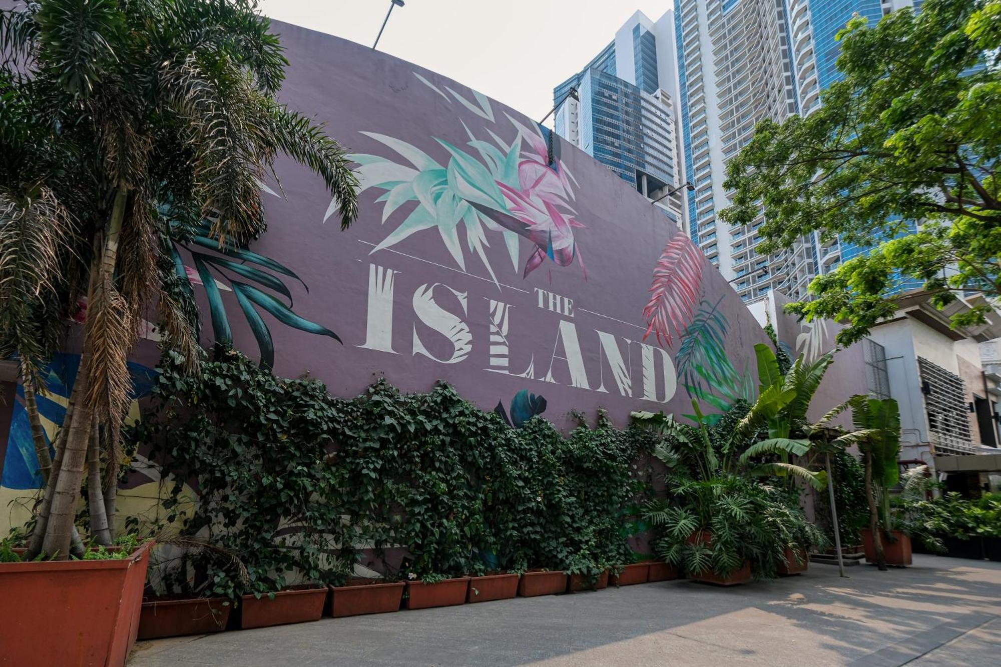 Bgc 2Br Uptown Parksuites With Balcony And Bathtub Manila Exterior photo